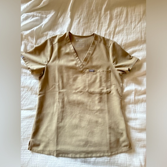 FIGS Scrub Set Sandstone - Picture 2 of 5